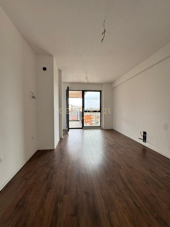 1+1 MODERN NË SHITJE TEK RRUGA E KOSOVARËVE 257,600 €
