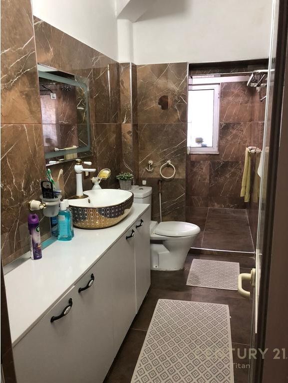 Apartment 2+1 for rent at Komuna e Parisit 550 € /Month Total area  86m2