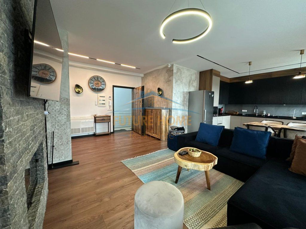 Qira,Apartament 2+1+parking, Prane Kompleksit Delijorgji !