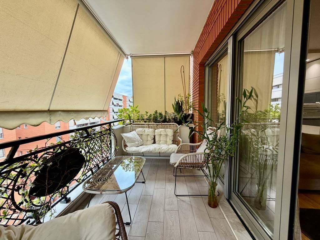 Apartment 3+1+2 for sale at Kompleksi Delijorgji