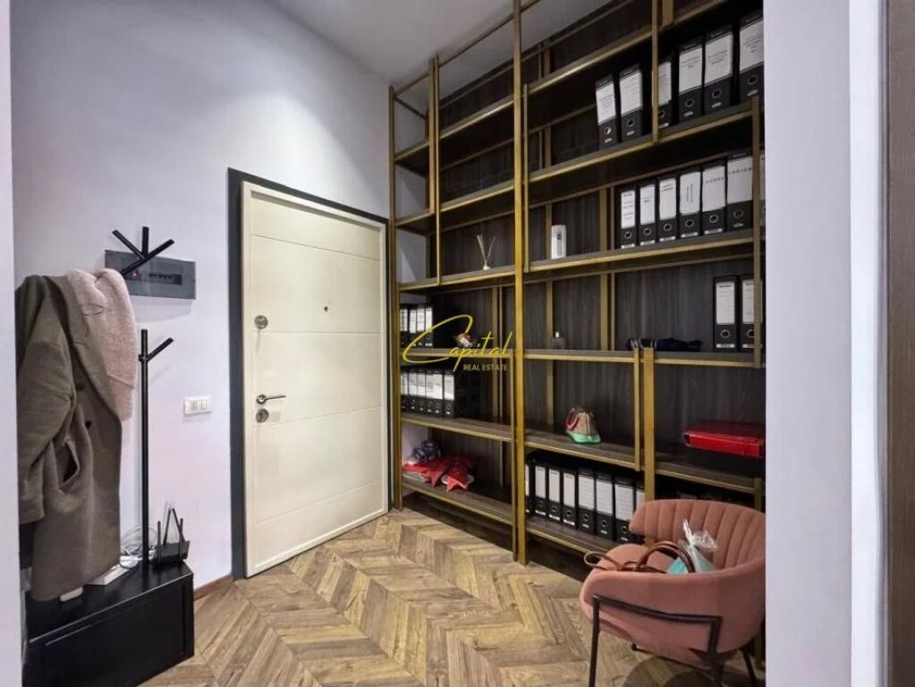 OFFICE FOR RENT 55 M2 GOLDEN PARK COMPLEX 3 650 EURO