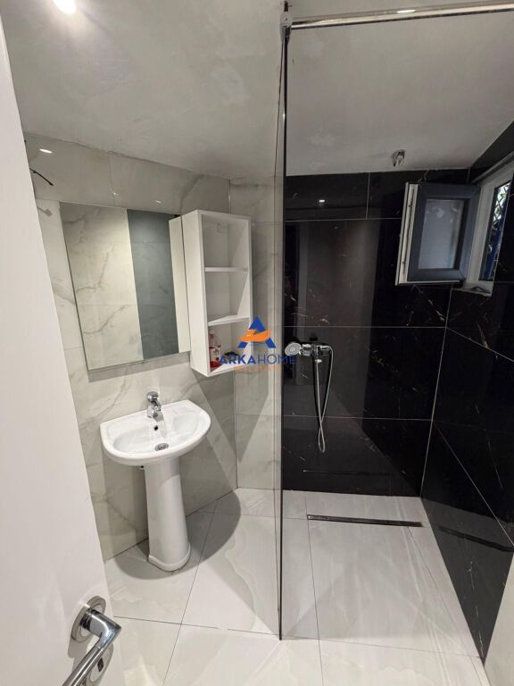 APPARTAMENTO IN AFFITTO 1+1+BALCONE "NUOVA MATERNITÀ" 50.000 LEKE