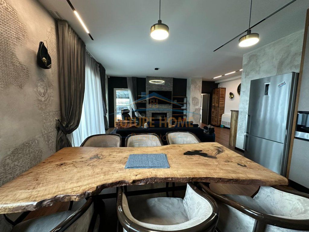 Qira,Apartament 2+1+parking, Prane Kompleksit Delijorgji !