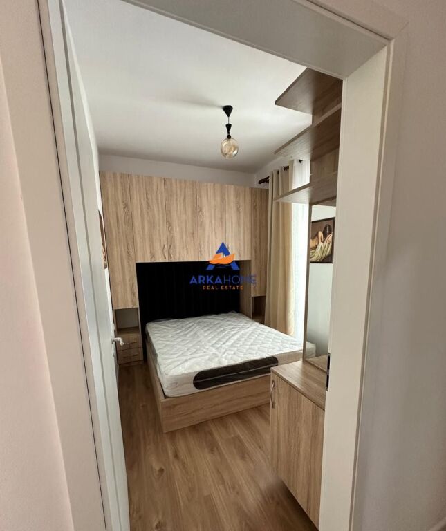 AFFITTASI APPARTAMENTO 1+1+BALCONE "REZIDENZA KADIU, ALI DEMI" 450 EURO