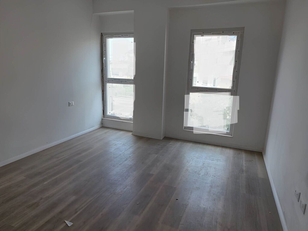Shitet apartament i ri 1+1 – Kompleksi AURA, Rr. Dritan Hoxha !