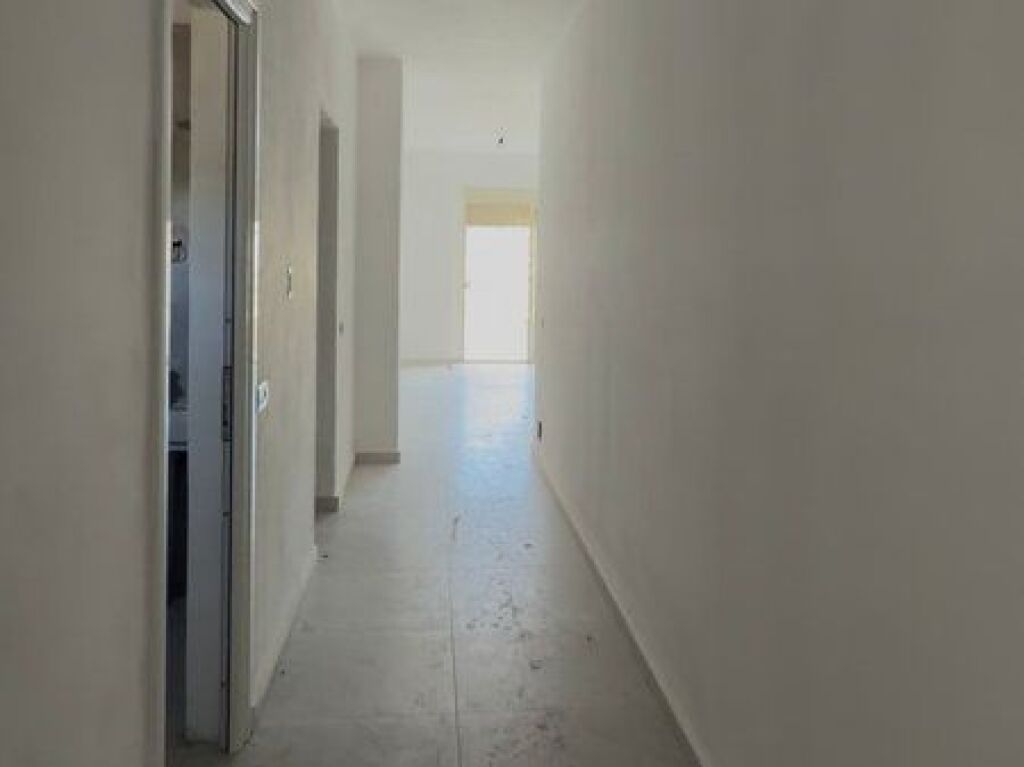 SARANDA, VENDIAMO APPARTAMENTO 1+1
