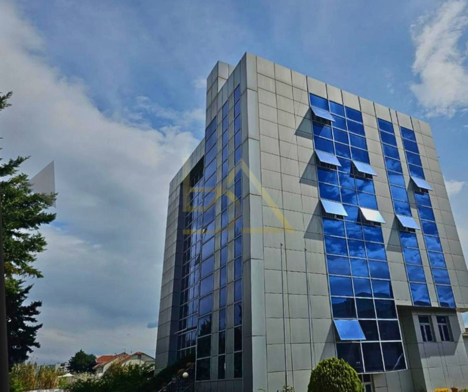 Building for Sale – Tirana