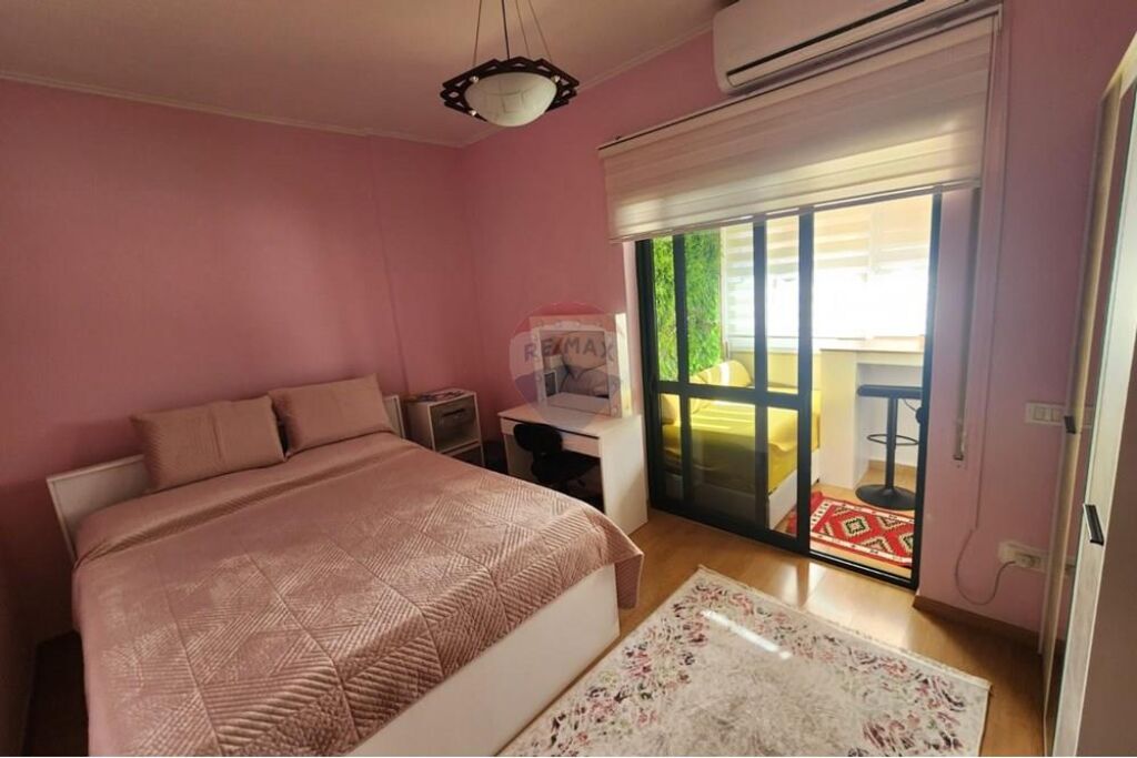 Apartament - Për Qira - Rruga Bardhok Biba, Tiranë