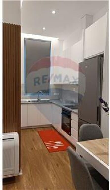Jepet  me qira apartament 2+1 ne Rruge te Durresit , ngjitur me Bllokun e Ambasadave.