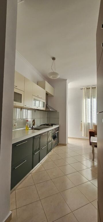 Apartament 2+1  plazh iliria