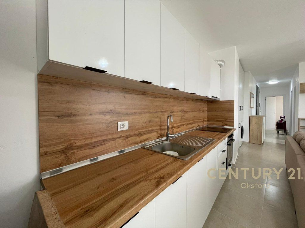 APARTAMENT PËR QIRA 2+1 TE 5 MAJI!!