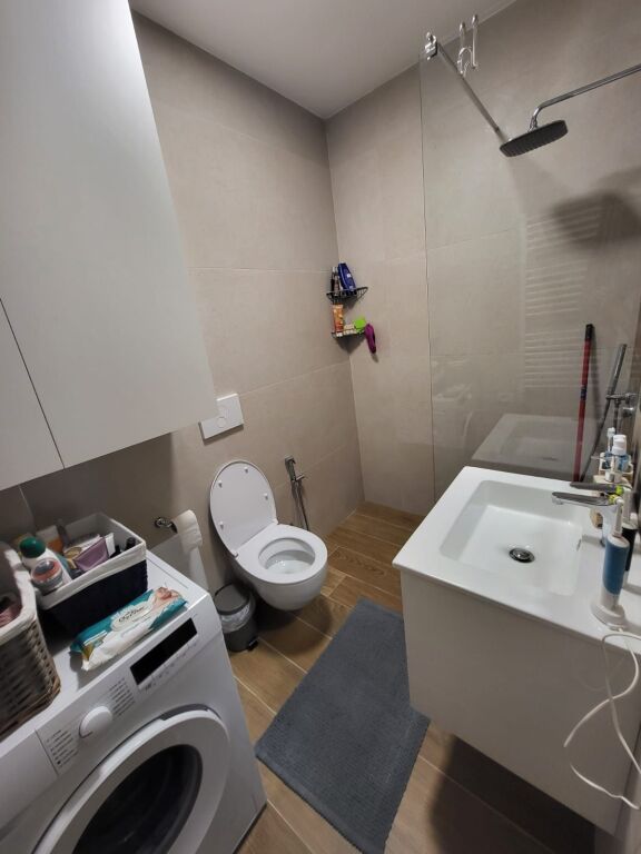 🏡 Shitet Apartament 1+1 – Rruga e Elbasanit