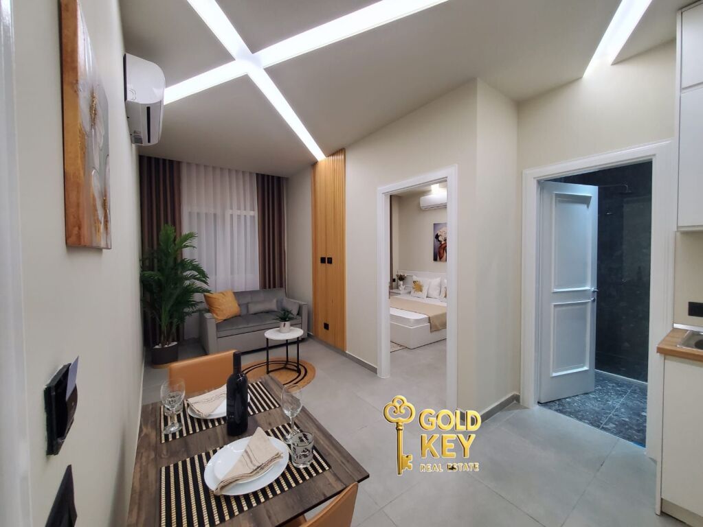 🏡 AMBIENTE COMMERCIALE IN VENDITA (Negozio + Mini hotel con 3 Appartamenti × Booking/AirBnb)
