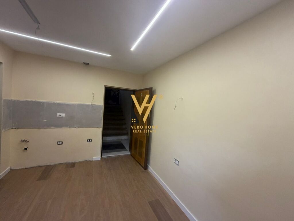 STUDIO APARTMENT FOR SALE 27.4 M2 AT ELBASAN STREET 78,000 EURO