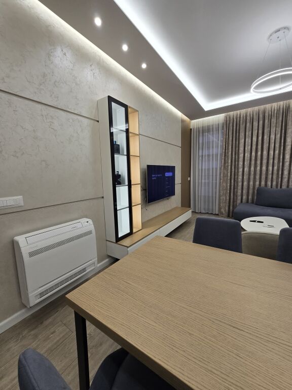 Apartament 1+1 me qira prane Liqenit Artificial /Parku Olimpik