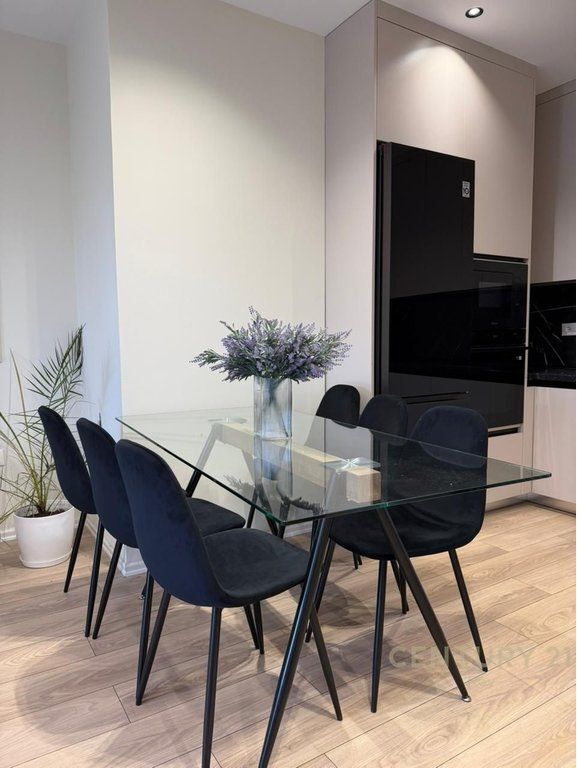 SHITET APARTAMENT 1+1 NE GOLEM !