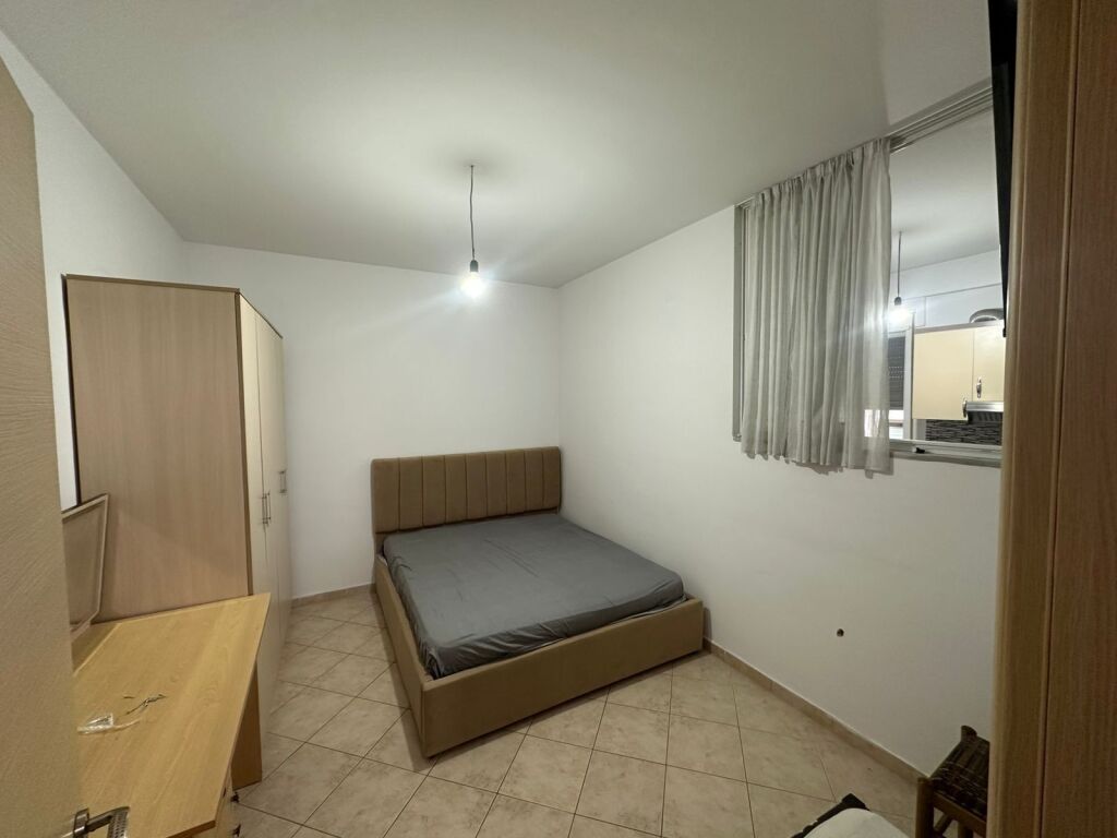 📣 QERA Apartament 1+1 📍Komuna e Parisit, Prane Kompleksi Kika 1 ✨