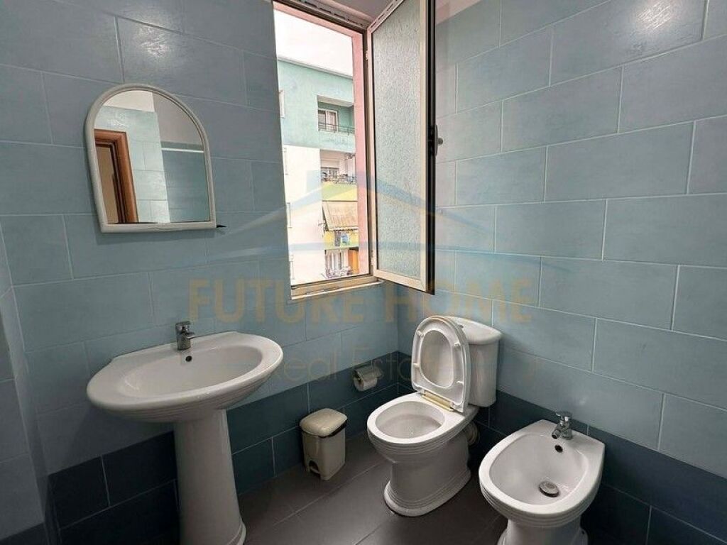 In vendita, Appartamento 3+1+2, Yzberisht, Tirane