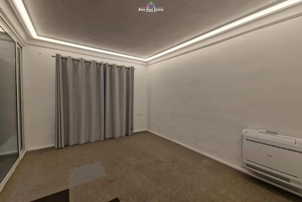Zyre Me Qera 4+1 Tek Rruga e Durresit ( ID BZ2943) Tirane