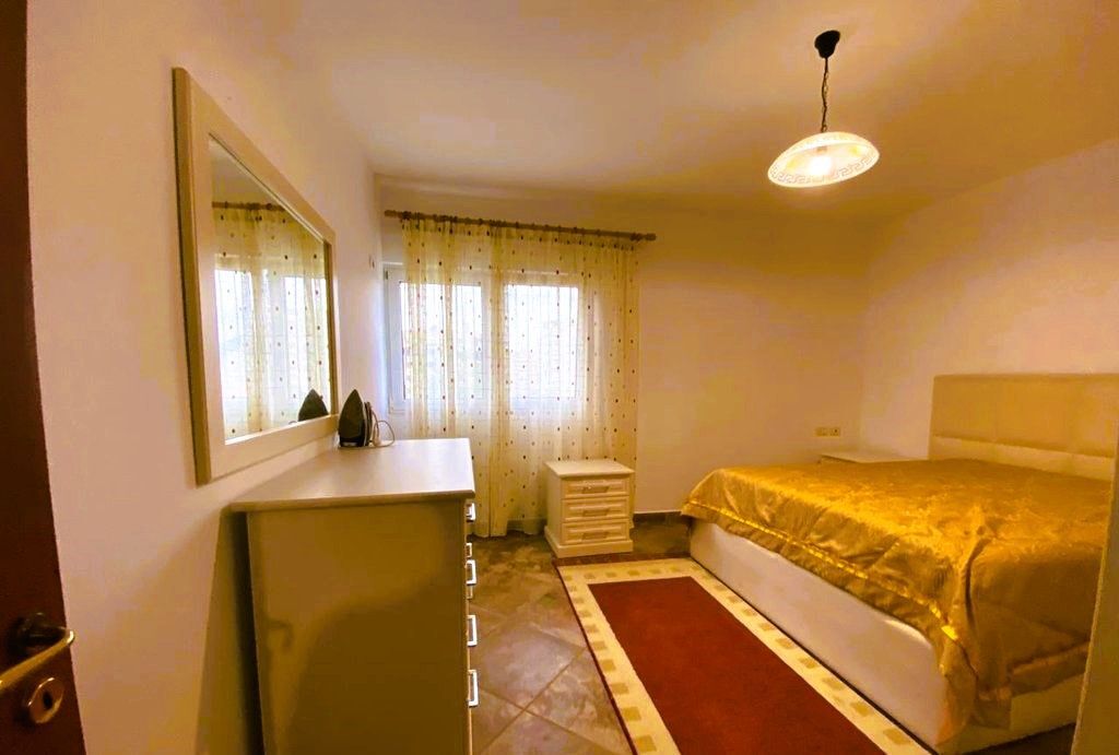 IN THE MUNICIPALITY OF PARIS WE RENT 1+1 APARTMENT