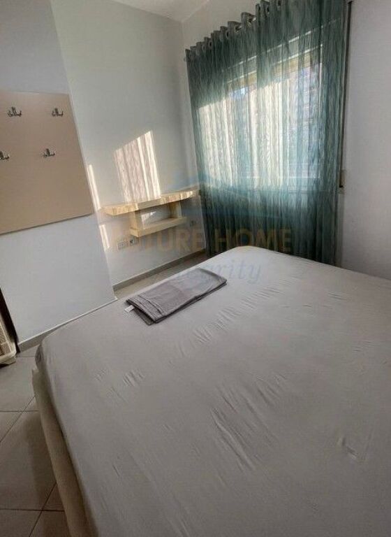 Rent, Apartment 2+1+2+Parking Space, Paris Commune, Tirana.