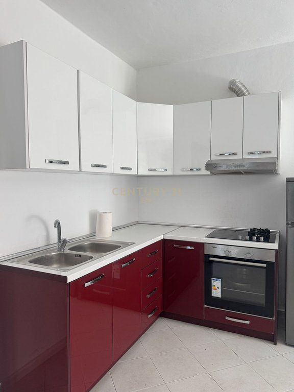 Shitet apartament 2+1 tek Rezidenca MAREA, Qerret !