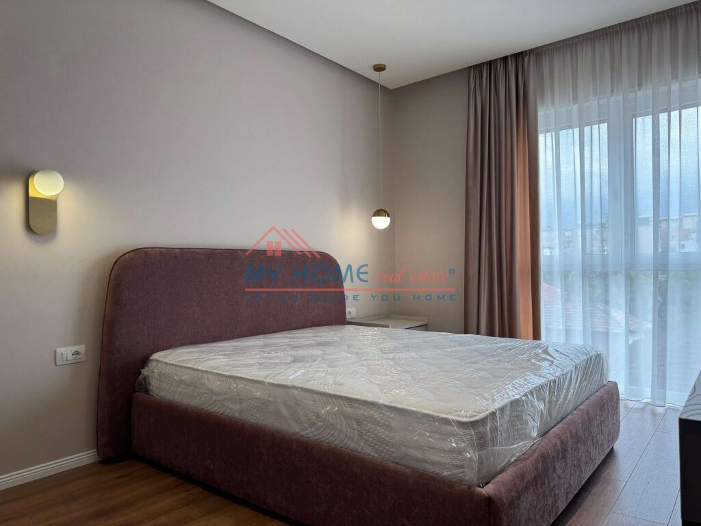 1+1 apartment for rent near the Red School in Tirana