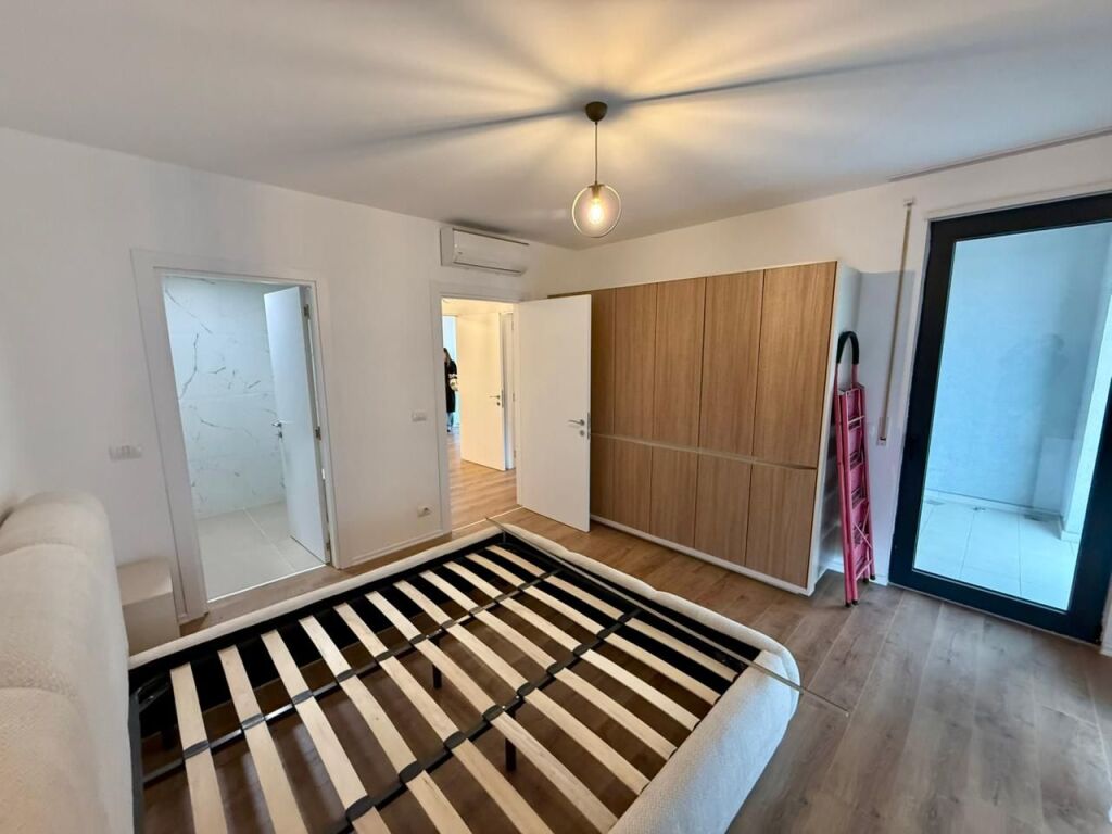📣 AFFITTO Appartamento 2+1+2 📍 Vicino a Casa Italia ✨💶 Prezzo 65.000 Leke/Mese