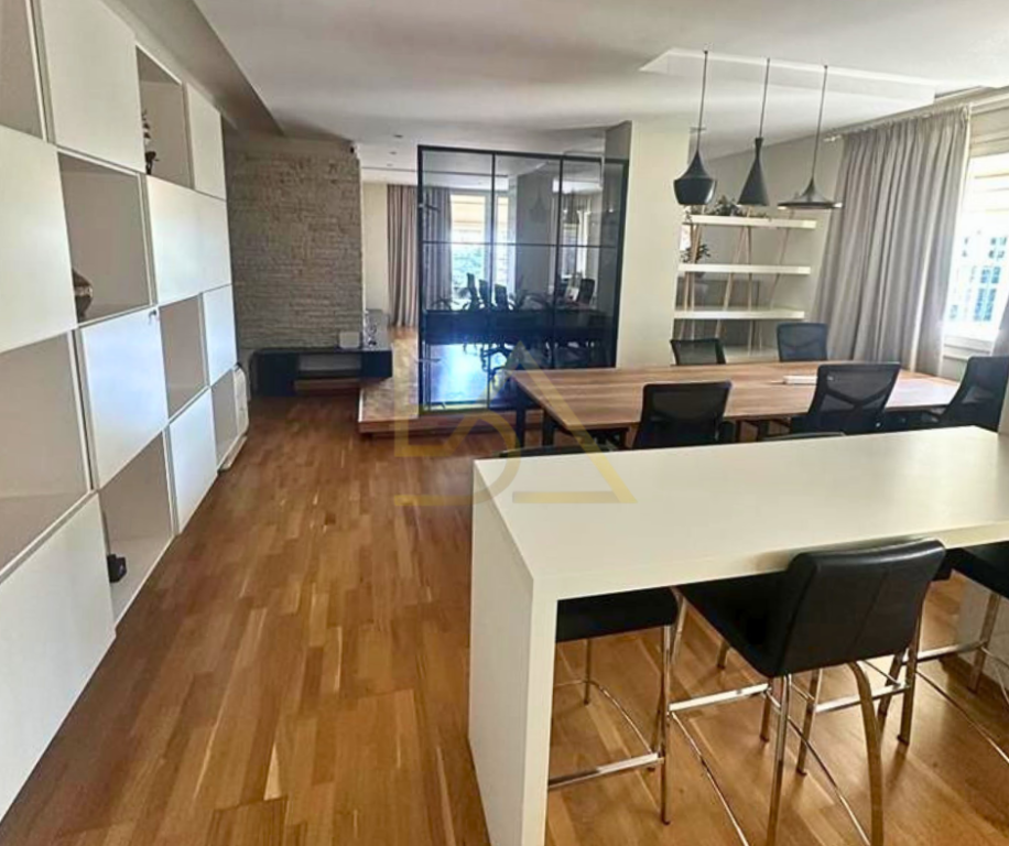 Modern Office for Rent – Bllok, Tirana