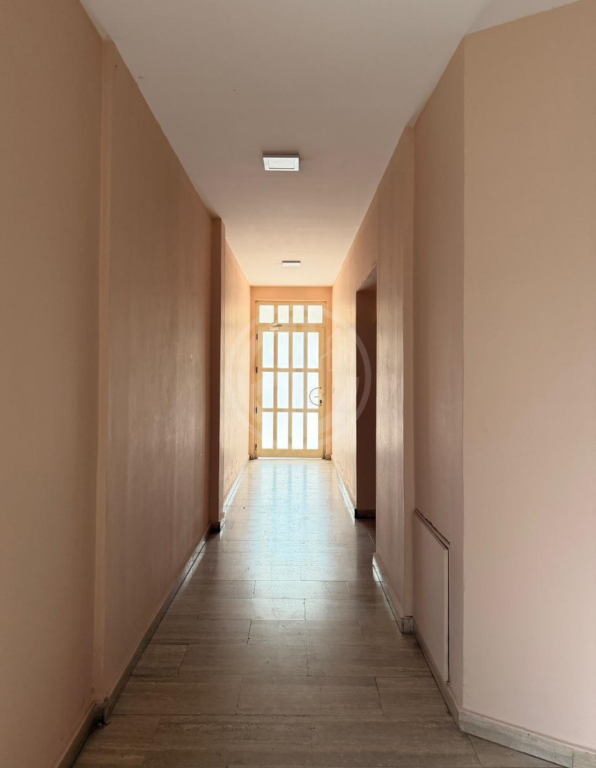 Jepet me qira apartament 1+1 pranë  Ish Parkut Sportiv,