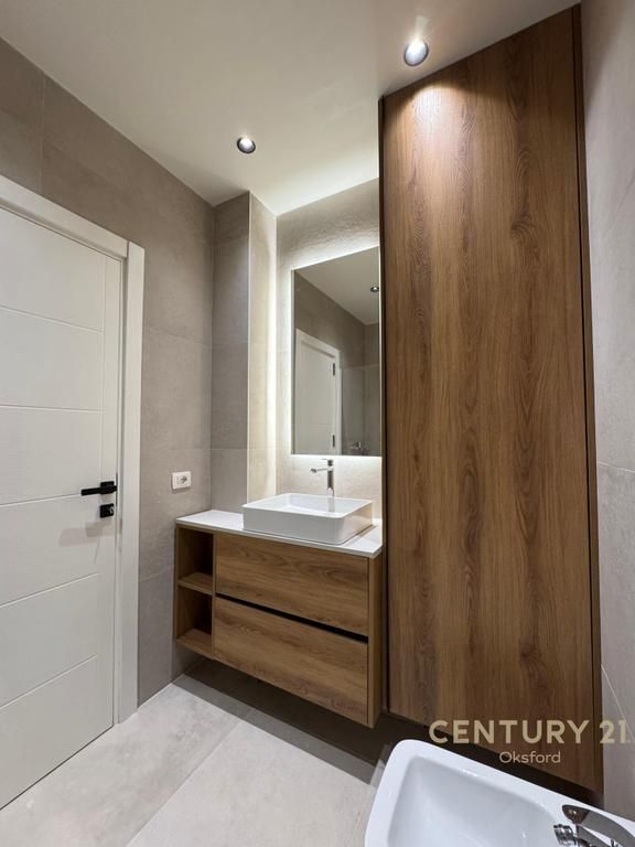 Apartment 1+1+Parking Space for rent at Red School