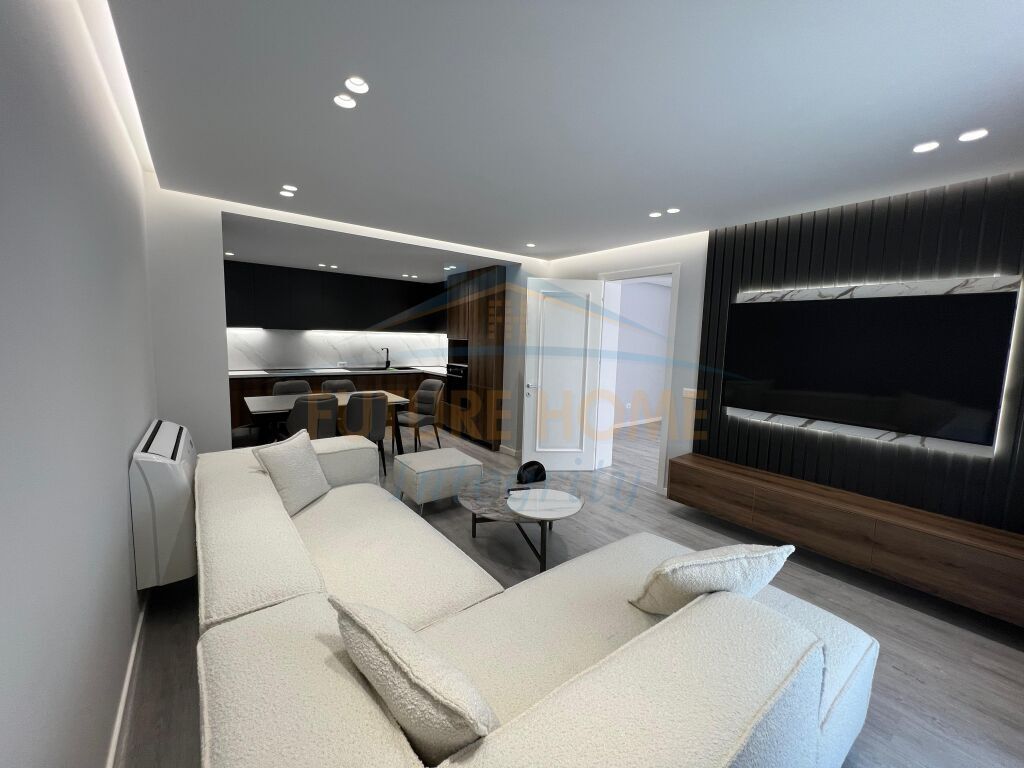 Qera, Apartament 2+1+2+Post Parkimi, Ambasada Turke, Tiranë.