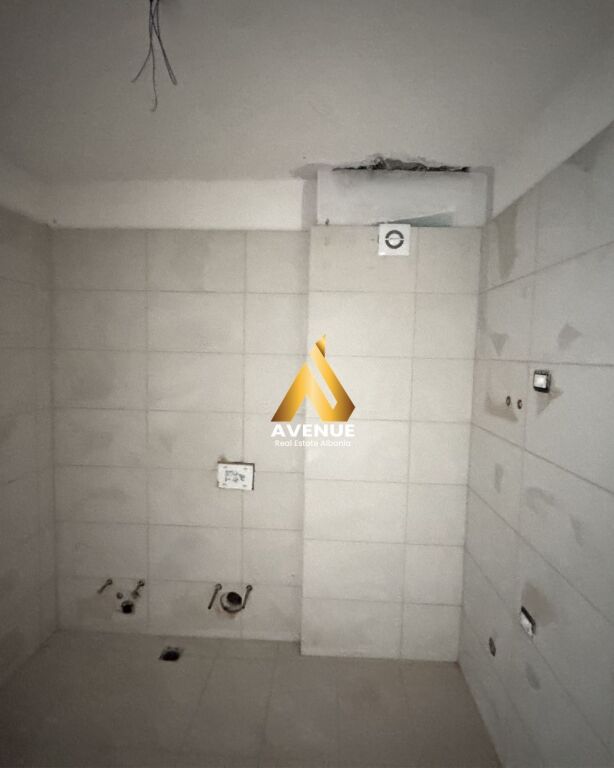 SHITET APARTAMENT 1+1 – FUSHA E AVIACIONIT, REZIDENCA TURDIU TIRANË