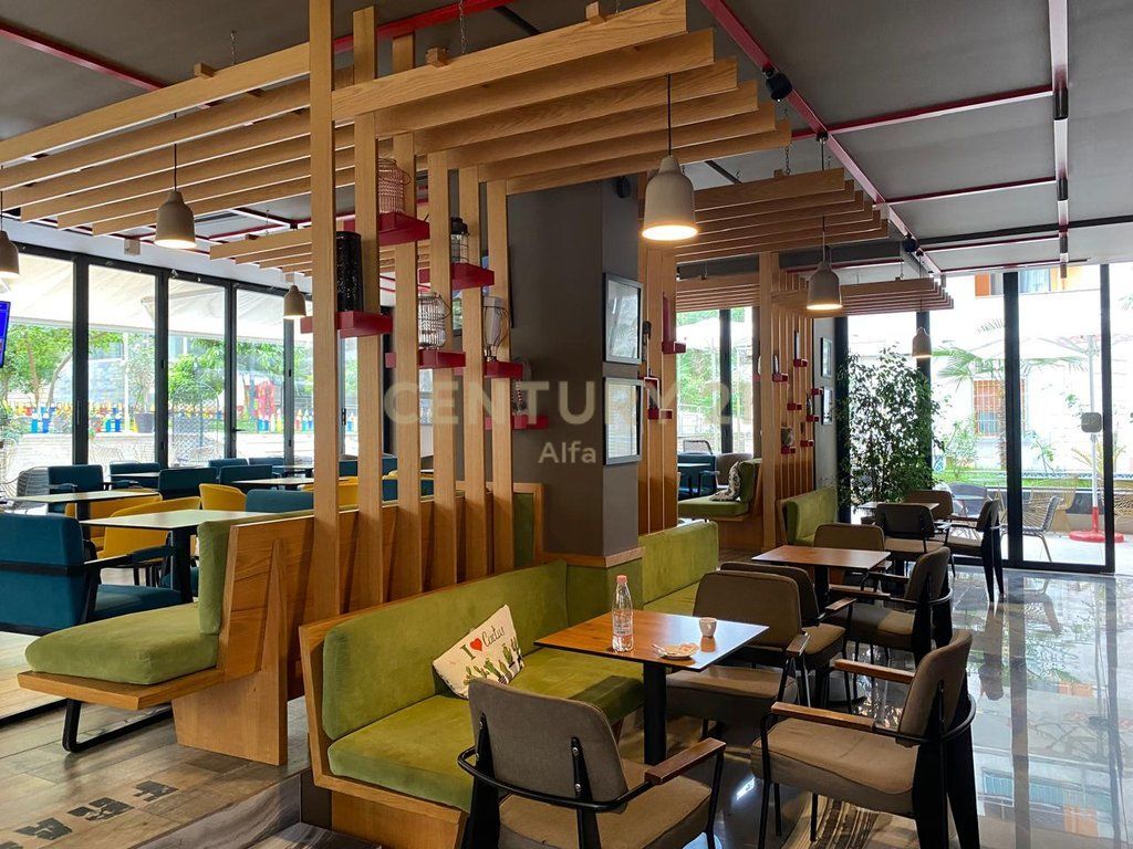Locale Bar-Caffè in Vendita a Fresk, Arredato! 260.000 € Superficie Totale 124m2