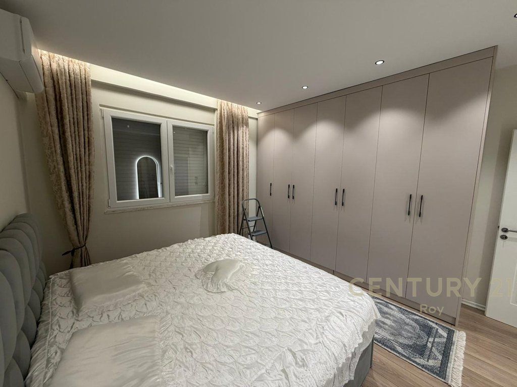 SHITET APARTAMENT 1+1 NE GOLEM !