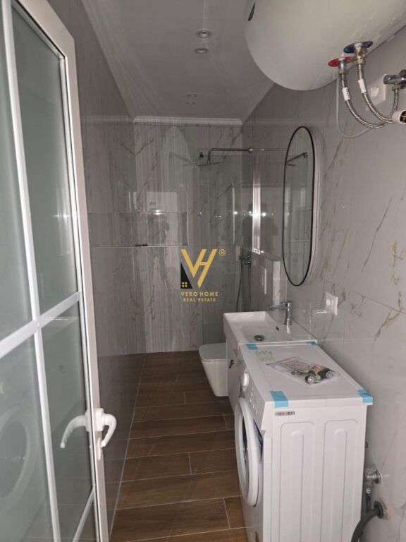 STUDIO APARTMENT FOR SALE 30 M2 ON 4 DESHMORET STREET 85,000 EURO