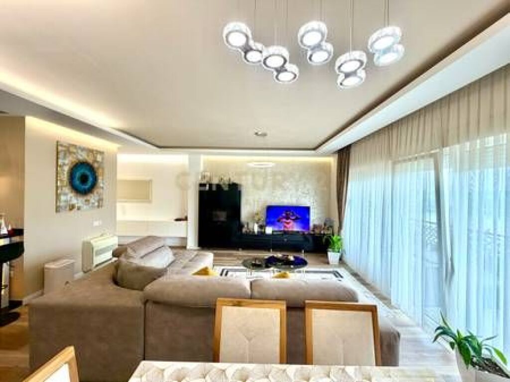 SHESIM, APARTAMENT PREMIUM 2+1+2 me POST PARKIMI, LIQENI I THATE‼️