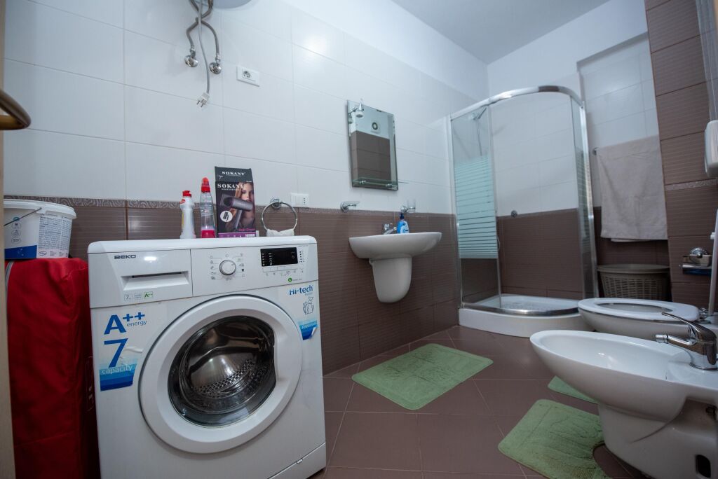 Appartamento 1+1 in vendita Uji ftohte Vlore te Kalaja