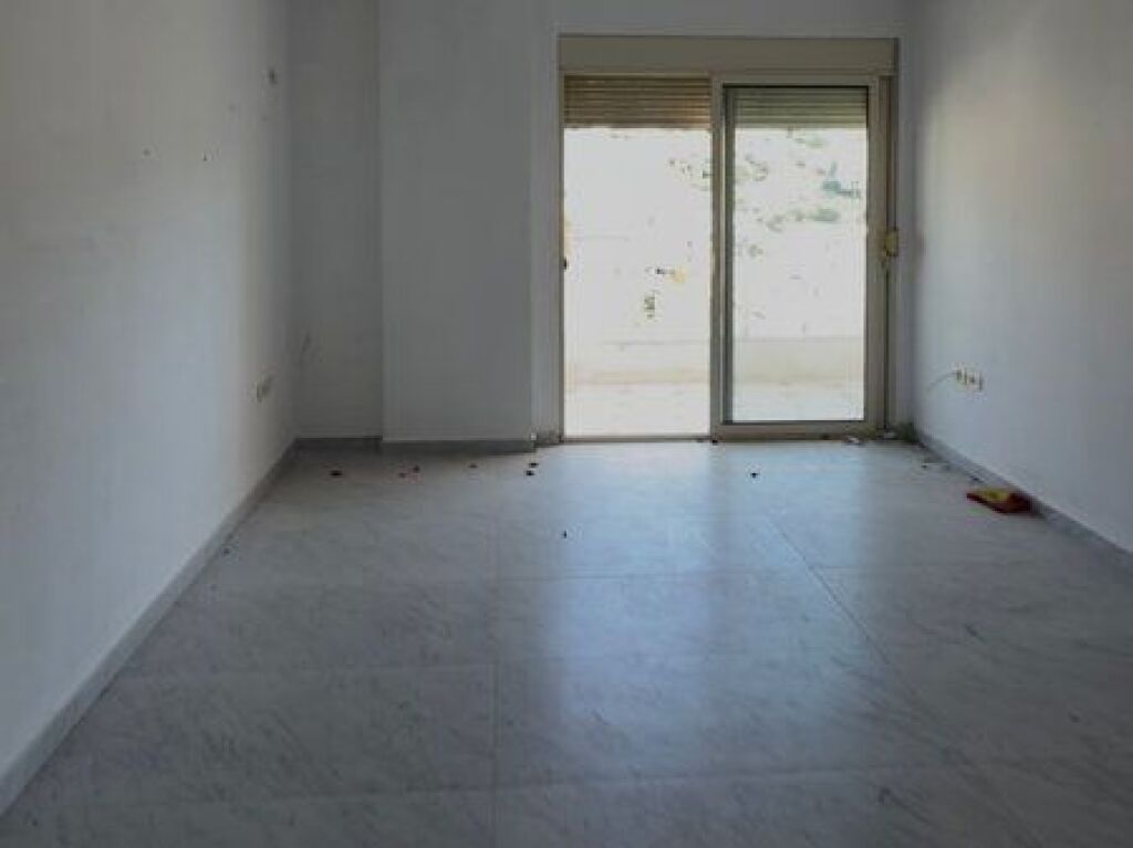 SARANDA, VENDIAMO APPARTAMENTO 1+1