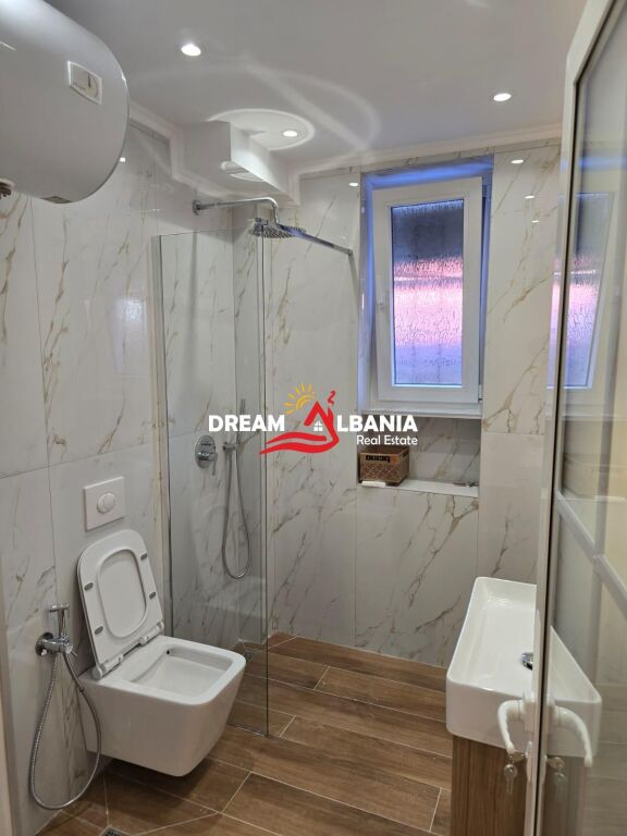 Shitet Garsoniere ne rrugen 4 Deshmoret, Tirane (ID 41091122)