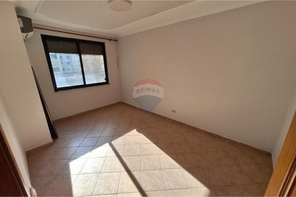 Apartment-For Rent-Former Exhibition,Tirana