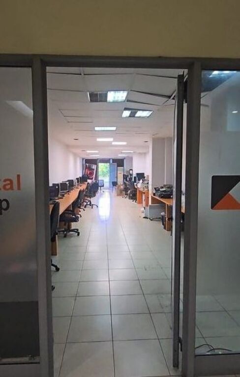 In vendita, Locale Commerciale, Condor Center, Tirana