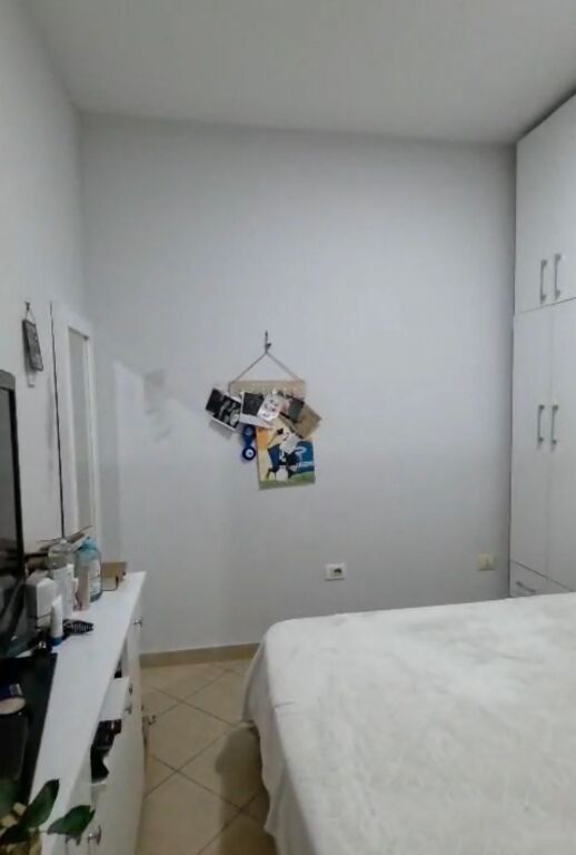 Apartament 2+1 (i modifikuar) tek Fresku!