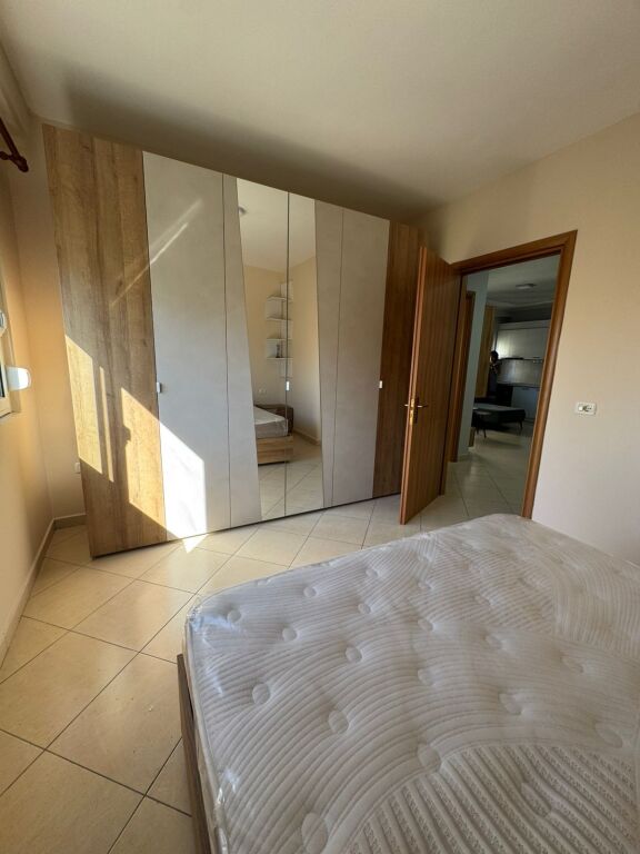 Apartament 2+1+Blk me Qira tek 4 Dëshmorët