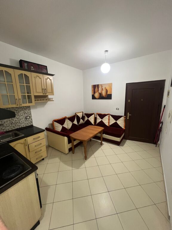 🏡 Appartamento 1+1 in Affitto – Via Hamdi Sina, Lago Secco
