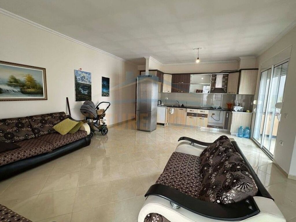 In vendita, Appartamento 3+1+2, Yzberisht, Tirane