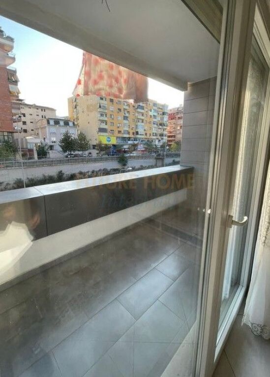 Rent, Apartment 2+1+2+Parking Space, Paris Commune, Tirana.
