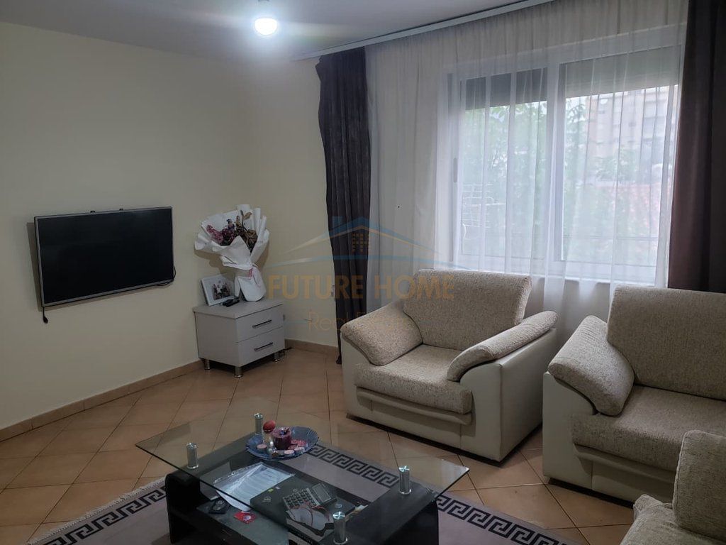 Affitto, Appartamento 1+1, LAPRAKE, Vicino a KMY, Tirana.