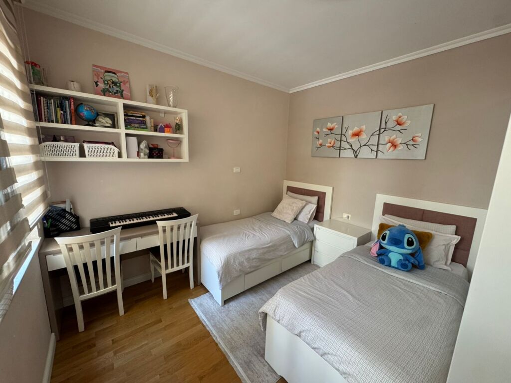 SHITET APARTAMENT 3+1, LIQENI I THATE