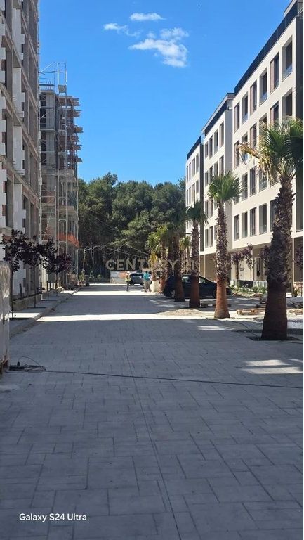 SHITET APARTAMENT 1+1 + POST PARKIMI TEK RESIDENCA LOREDIS , QERRET !!!